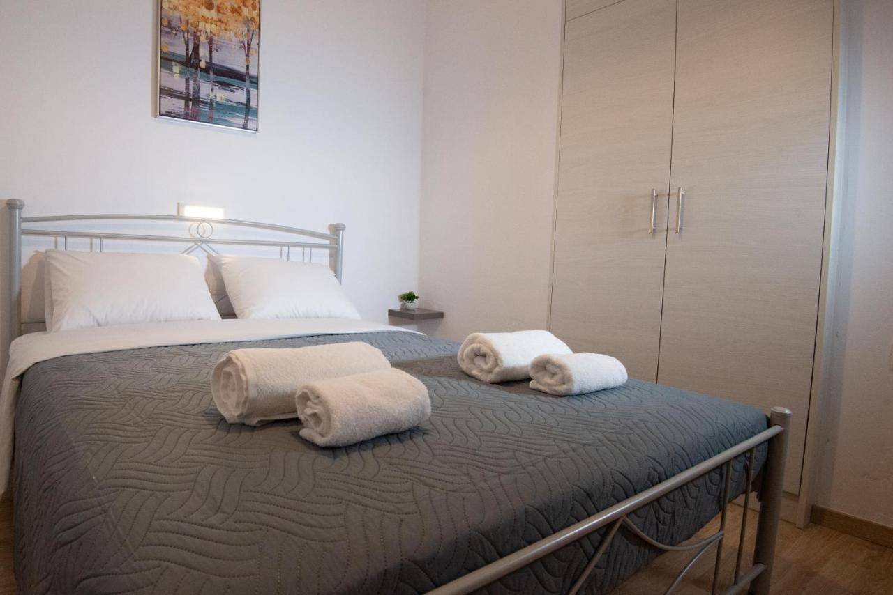 Salty Alley Seaside Apartment Rethymno Exterior foto